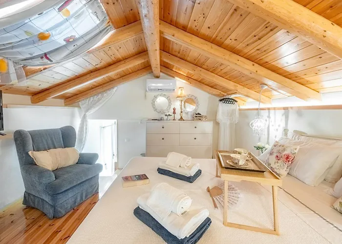 Sokofri With Sea View Pirjí